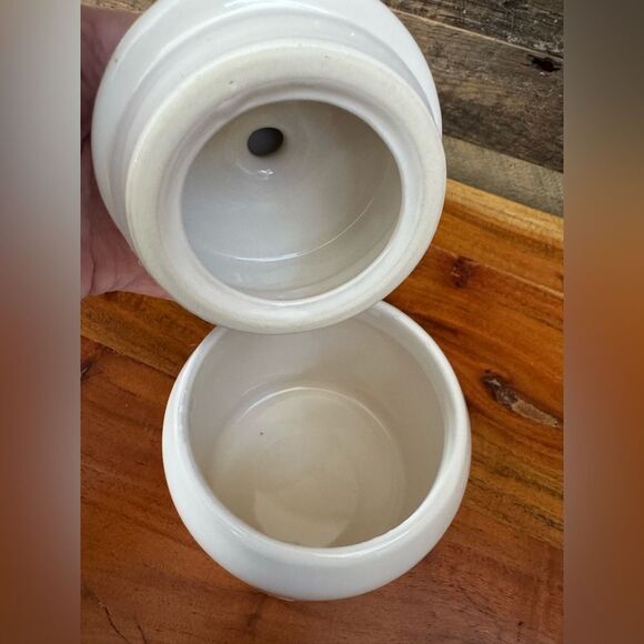 Rae Dunn small canister with hearts NEW - Picture 5 of 8